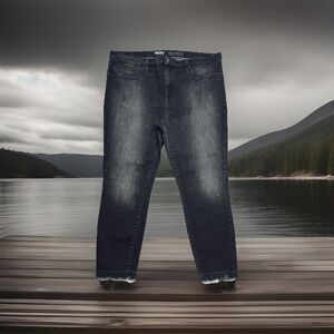 Mossimo High Rise Jegging Crop Jeans Plus 18 (38x24.5) Black Denim Stretch Women